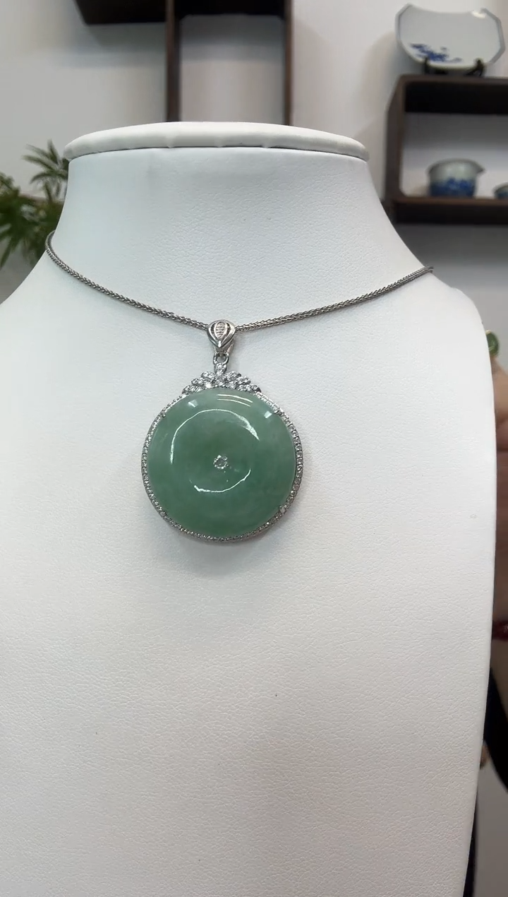 吊坠(赠链)银S925镶嵌翡翠平安扣