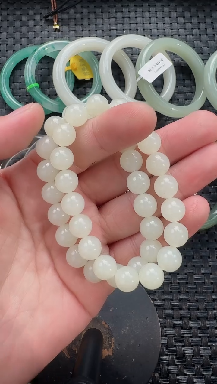 颈饰未镶嵌和田玉10mm手串（多样性发货拍一发一）