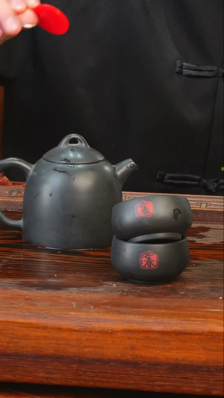 32号逢春紫陶全手工黑色素烧秦权壶240ml+品茗杯*2