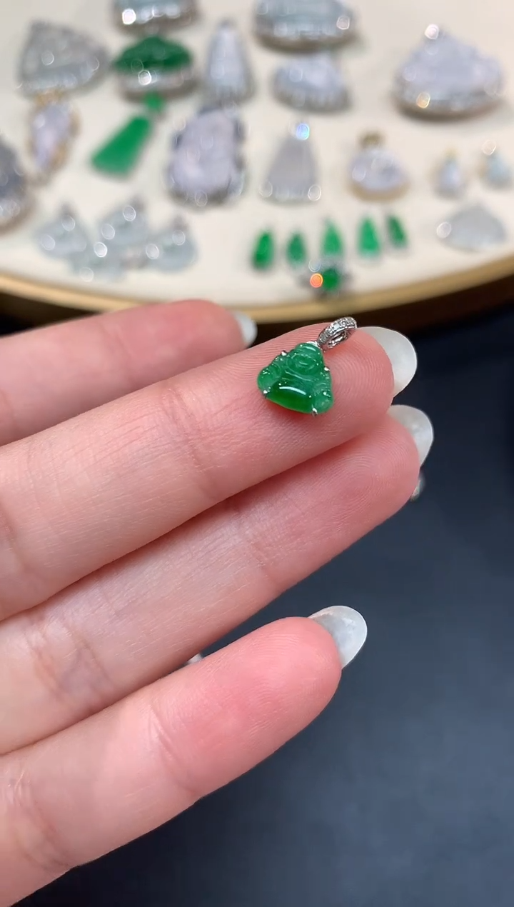 【闪购商品】翡翠吊坠(不含链)18K金镶嵌V07|980