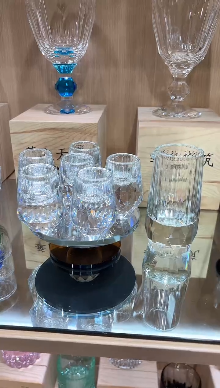 水晶白酒杯6只套装+分酒器1个