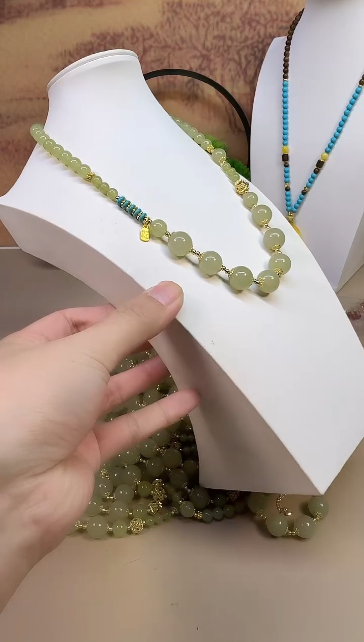 颈饰14K金镶嵌和田玉A227 