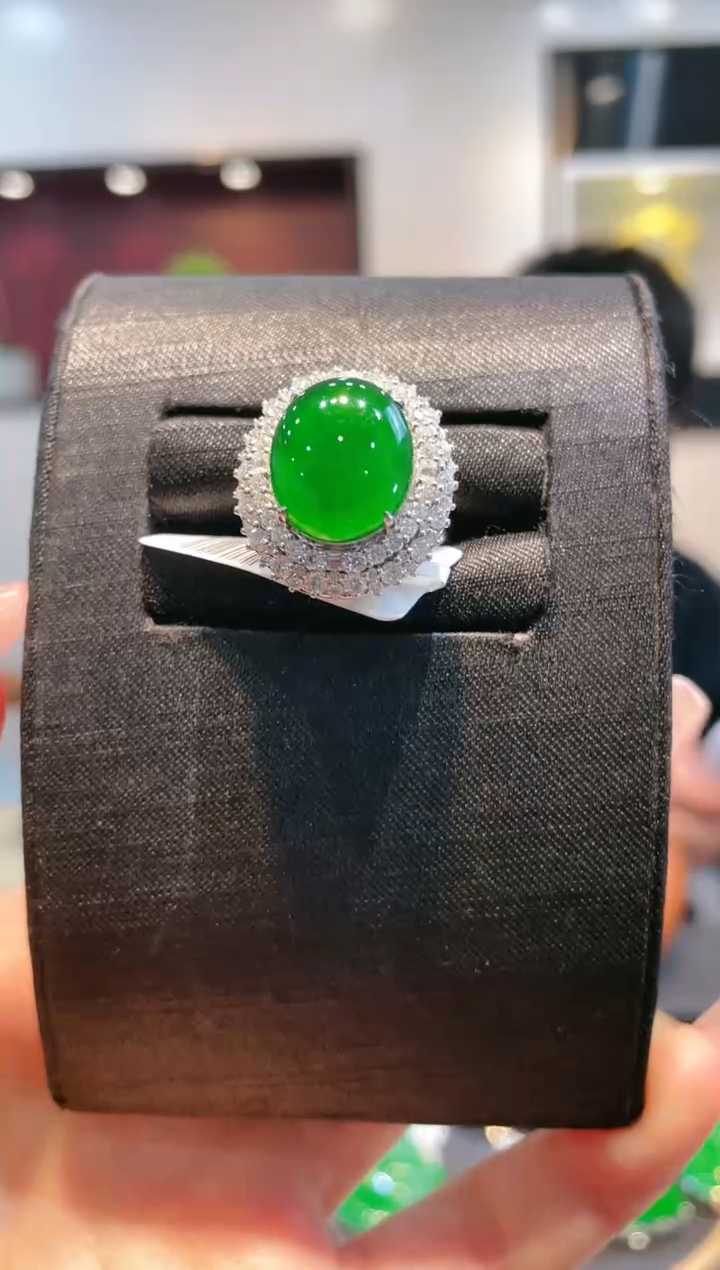 【闪购商品】翡翠颈饰18K金镶嵌A83天然A货翡翠两用款戒指