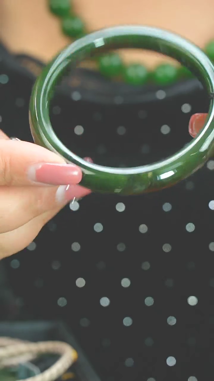 【闪购商品】和田玉11未镶嵌57.8手镯