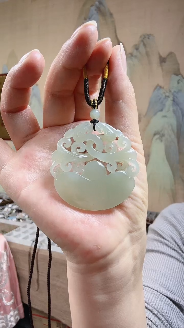 【闪购商品】和田玉颈饰未镶嵌.