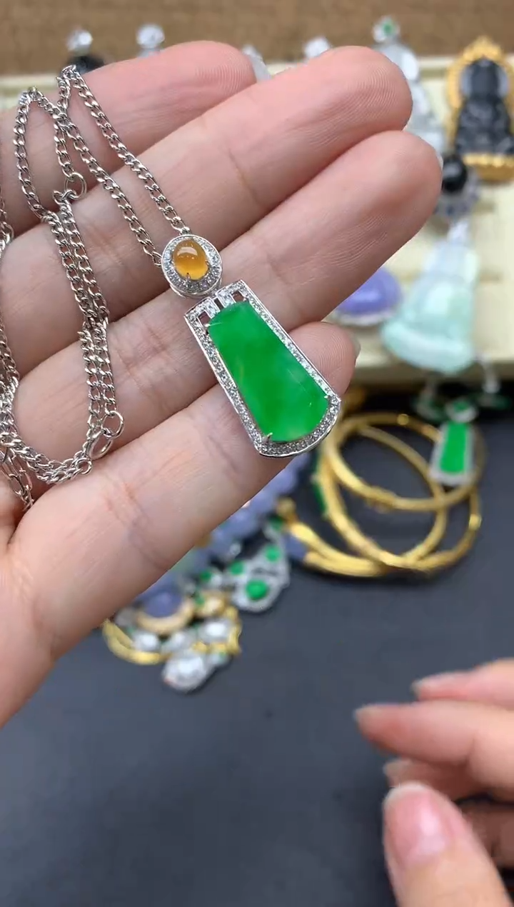 【闪购商品】翡翠颈饰18K金镶嵌453-中国好珍宝