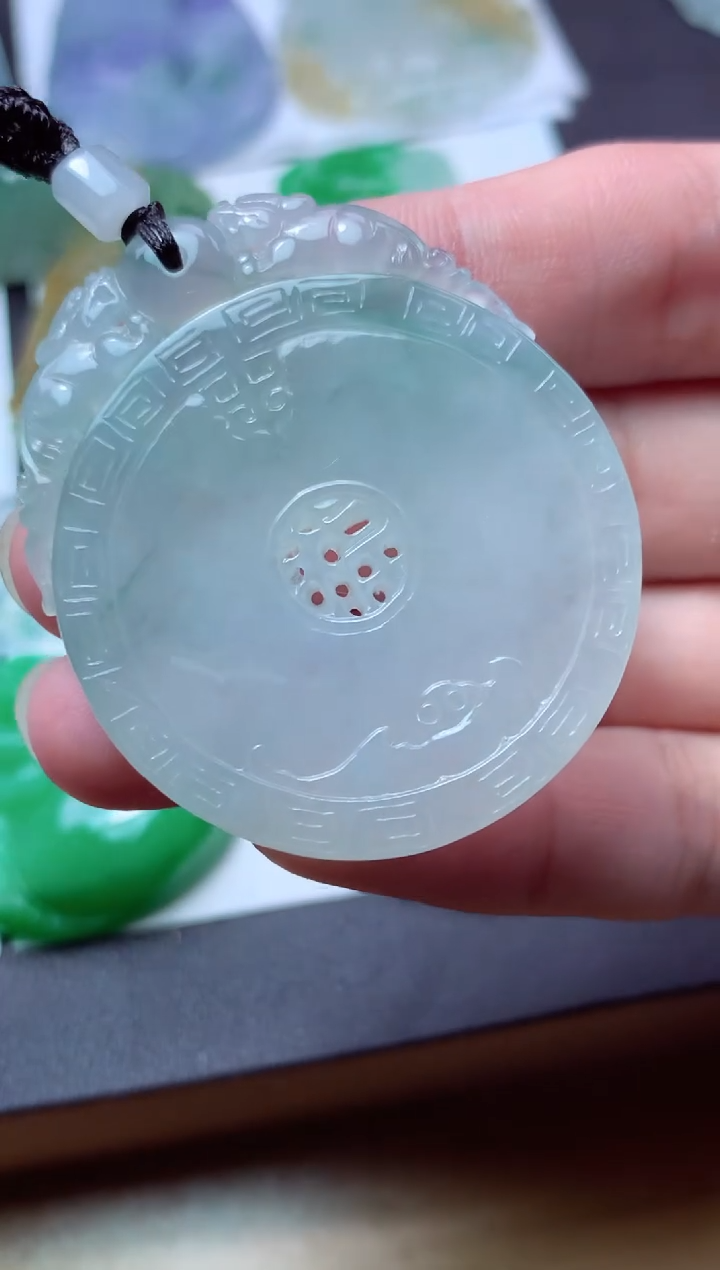 翡翠未镶嵌颈饰天然翡翠