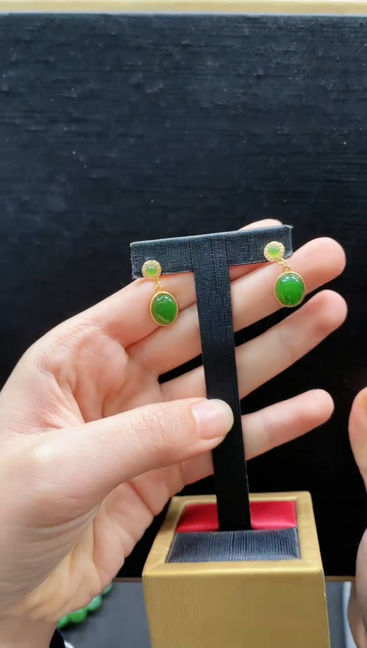 【闪购商品】和田玉耳钉银S925镶嵌多样性发一