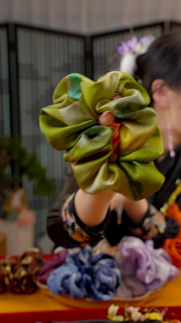 刺绣非遗苏绣绒花