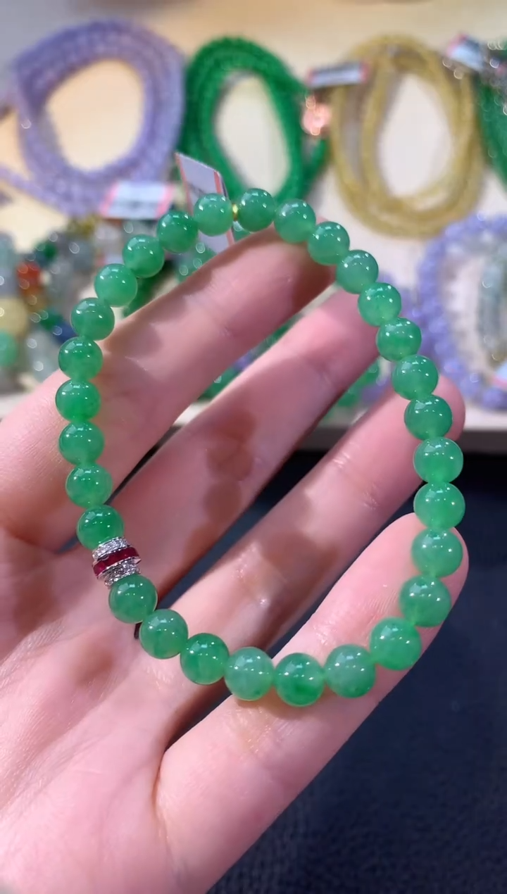 18K金镶嵌手串翡翠冬日珠宝E214