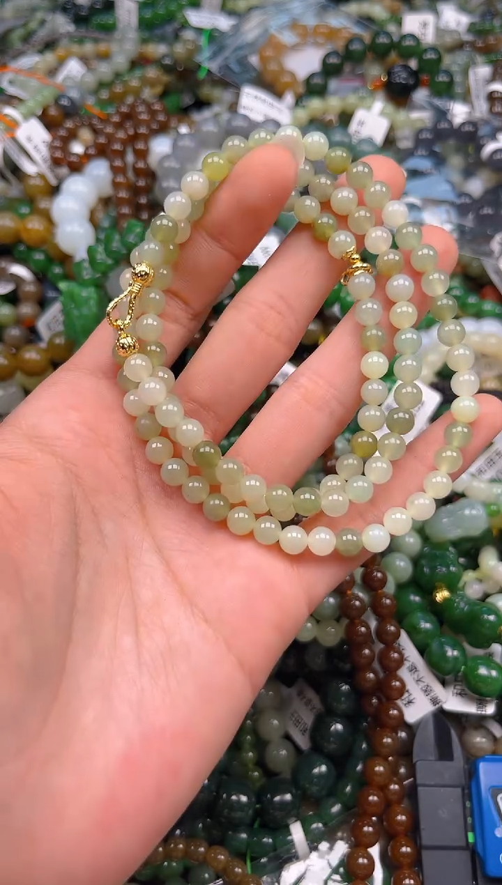 颈饰未镶嵌和田玉1