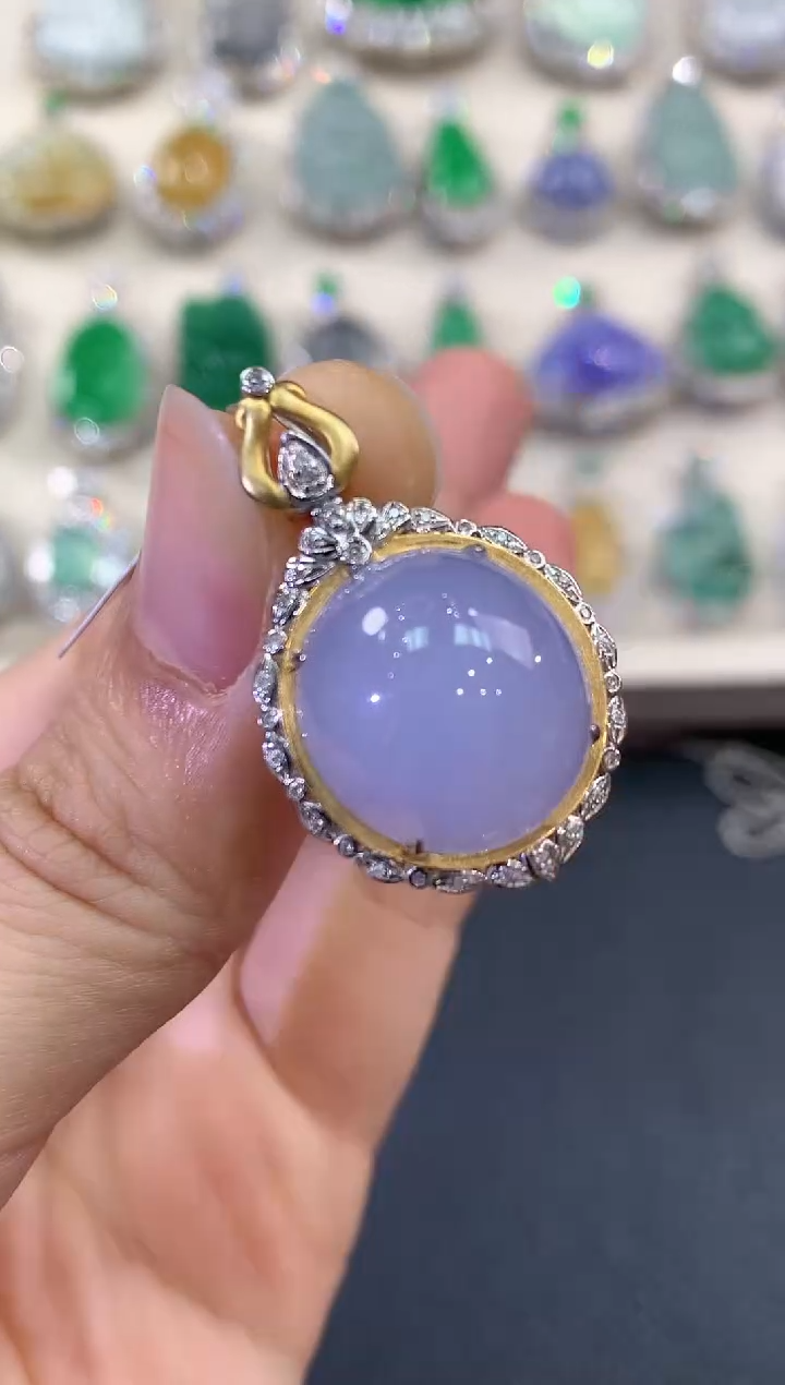 【闪购商品】翡翠吊坠(不含链)18K金镶嵌D63 有色差