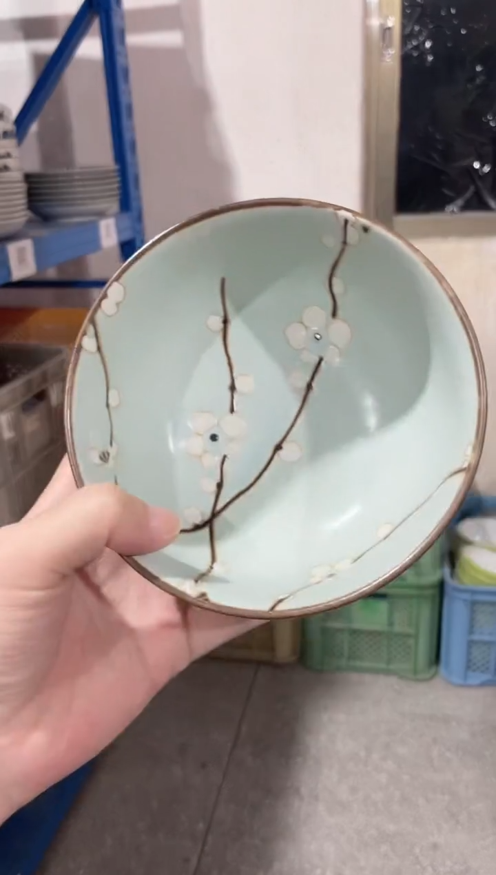 陶瓷早春白梅5英寸碗 微瑕