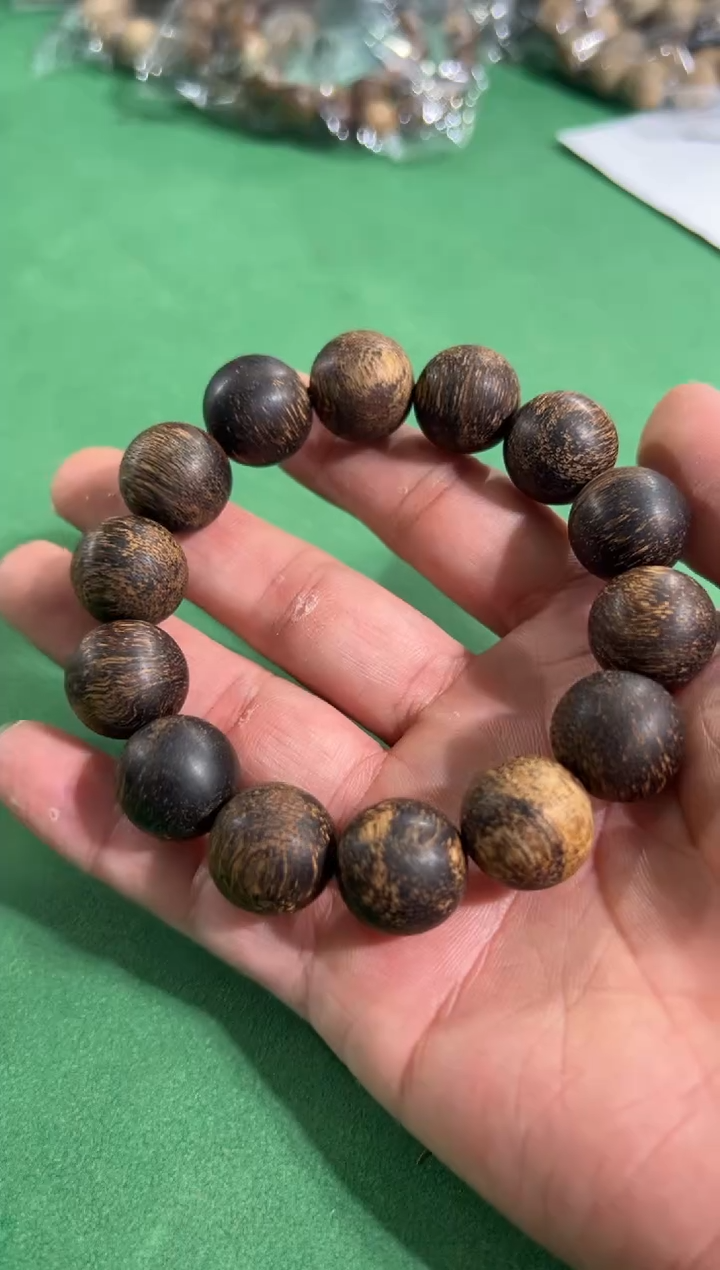 【闪购商品】沉香手串82号31克芽庄白棋种1.6多样性发一