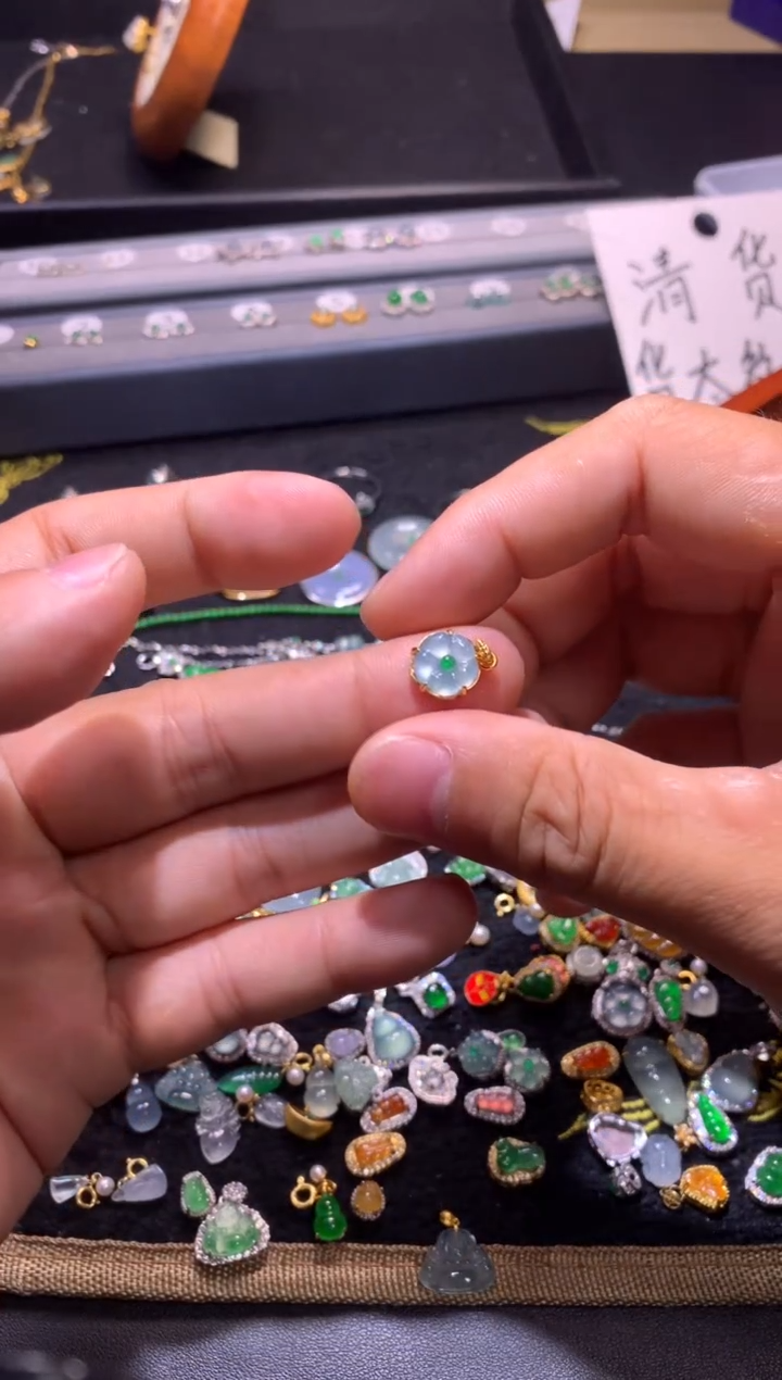 翡翠银S925镶嵌吊坠(不含链)1