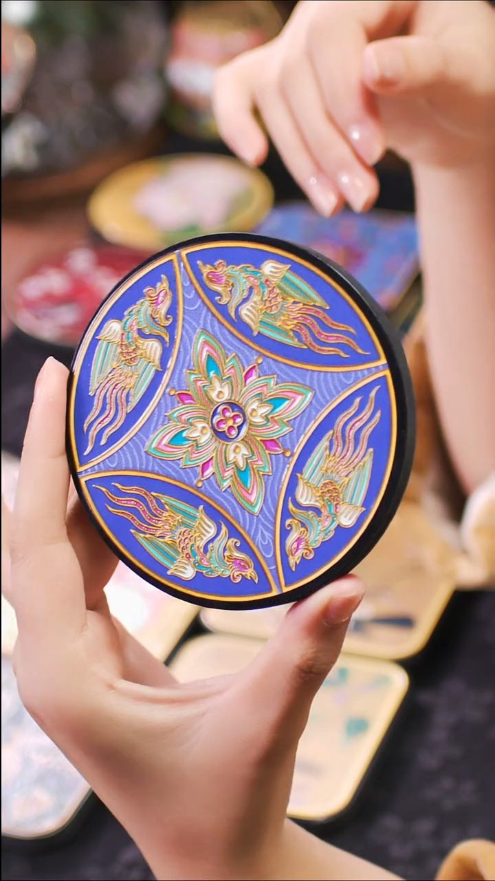 壹藏贰宝有凤来仪图案杯垫一片