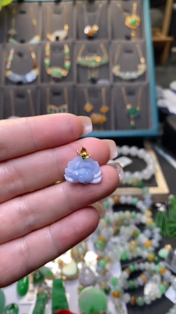 颈饰18K金镶嵌翡翠净货40255