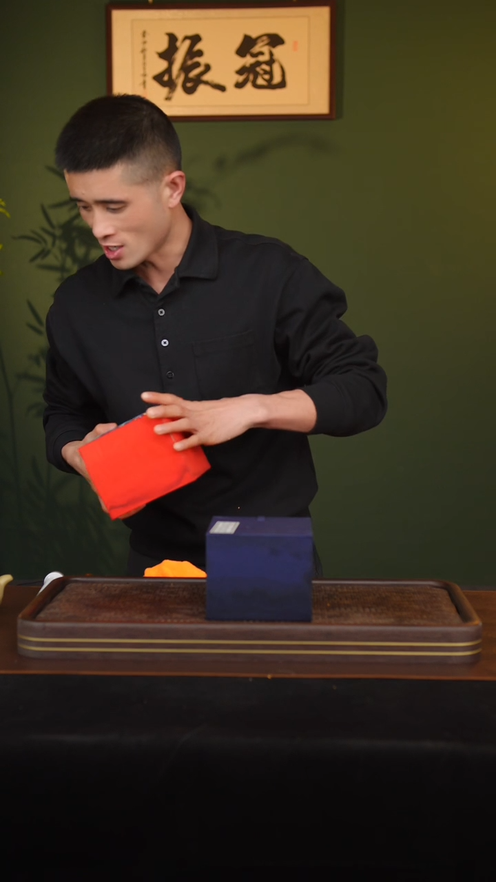 【闪购商品】宜兴原矿紫砂壶盒子3--200