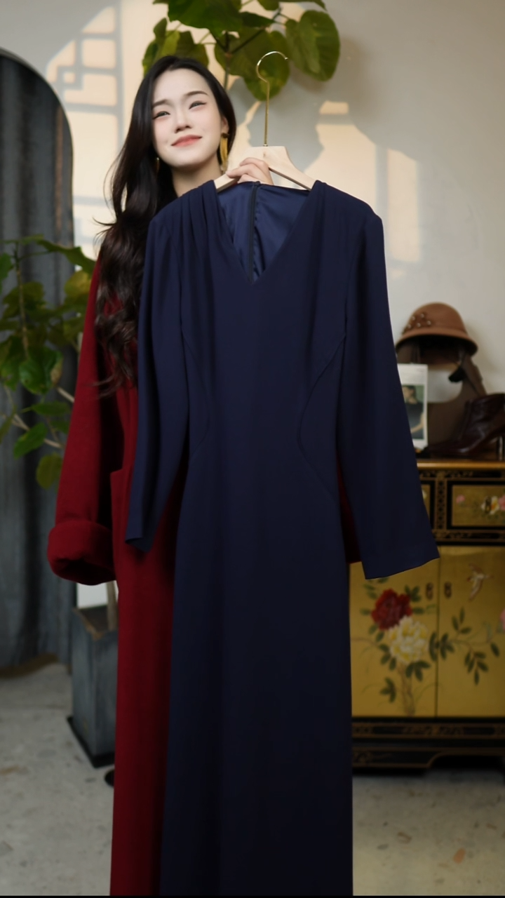 藏青色v领腰带款连衣裙 L码