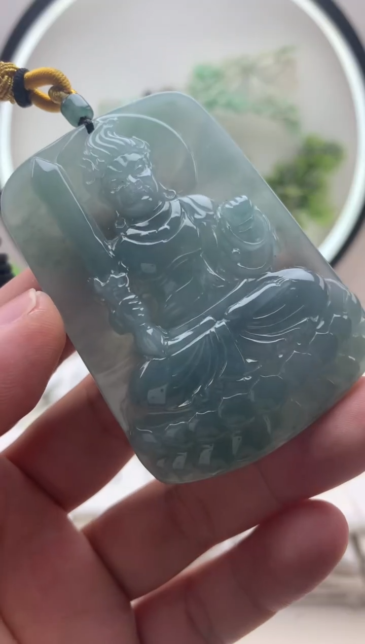 颈饰未镶嵌翡翠不动明王