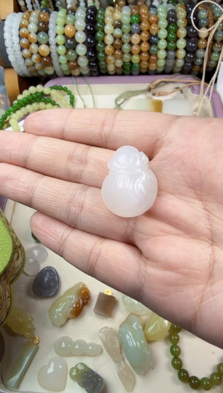 颈饰未镶嵌和田玉?****?福袋