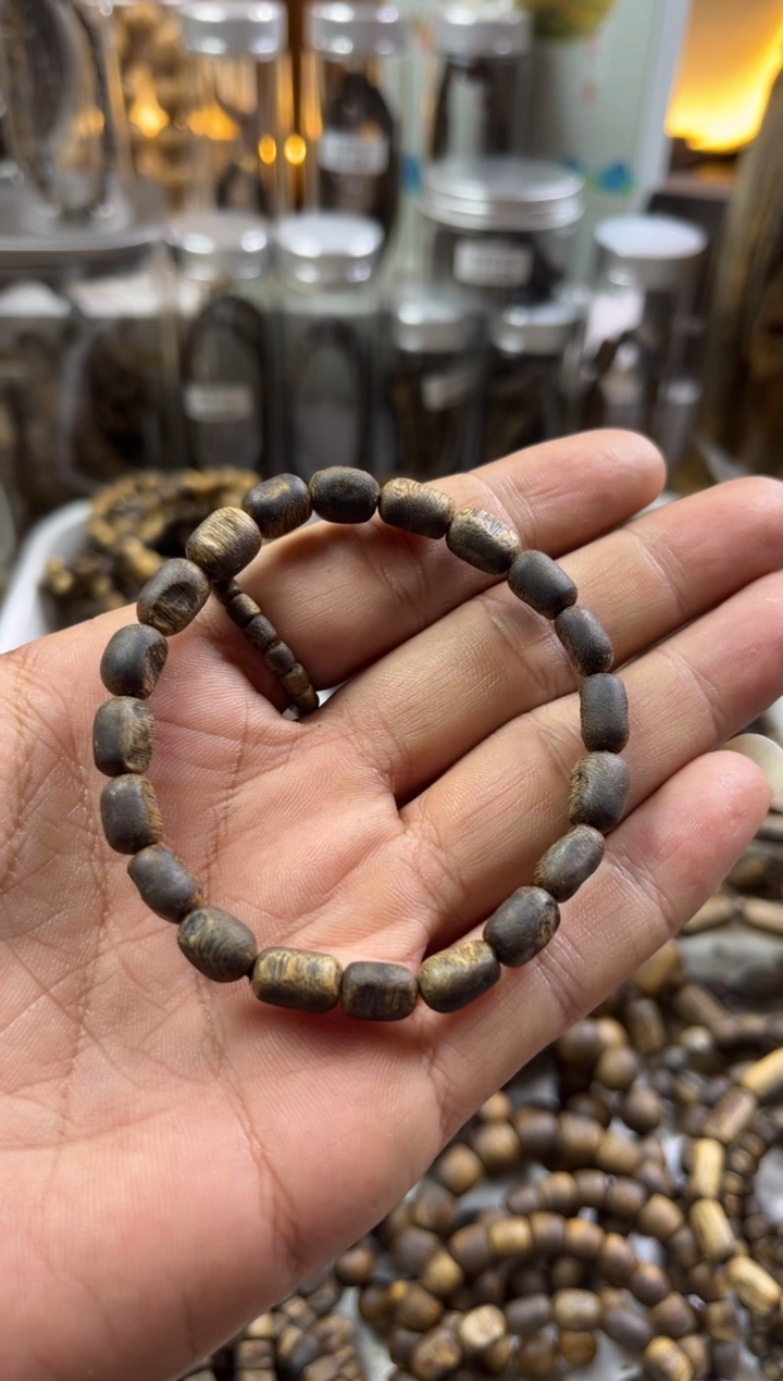 【闪购商品】沉香手串绿棋留疤随形单圈  多样性发其一