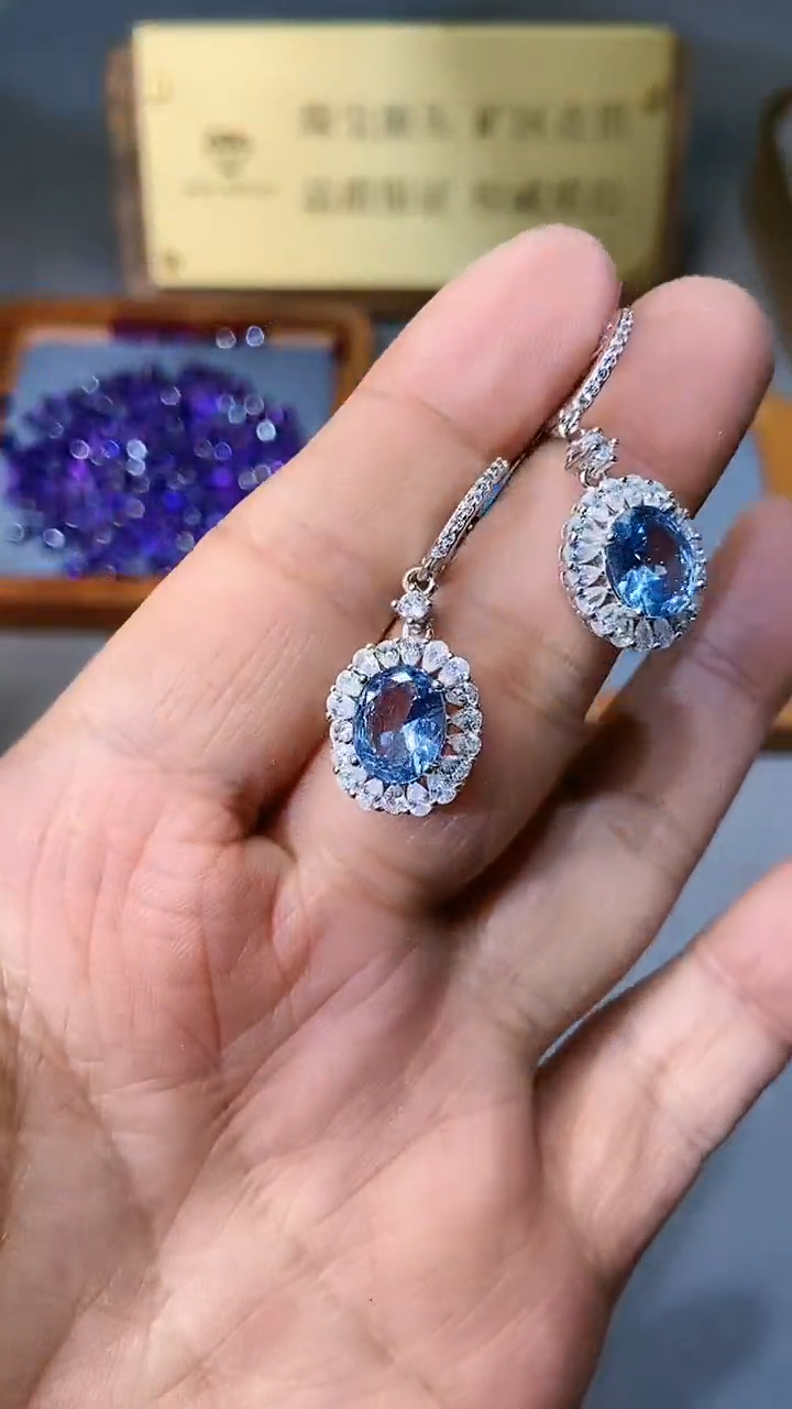 【闪购商品】海蓝宝石耳饰银S925镶嵌1564