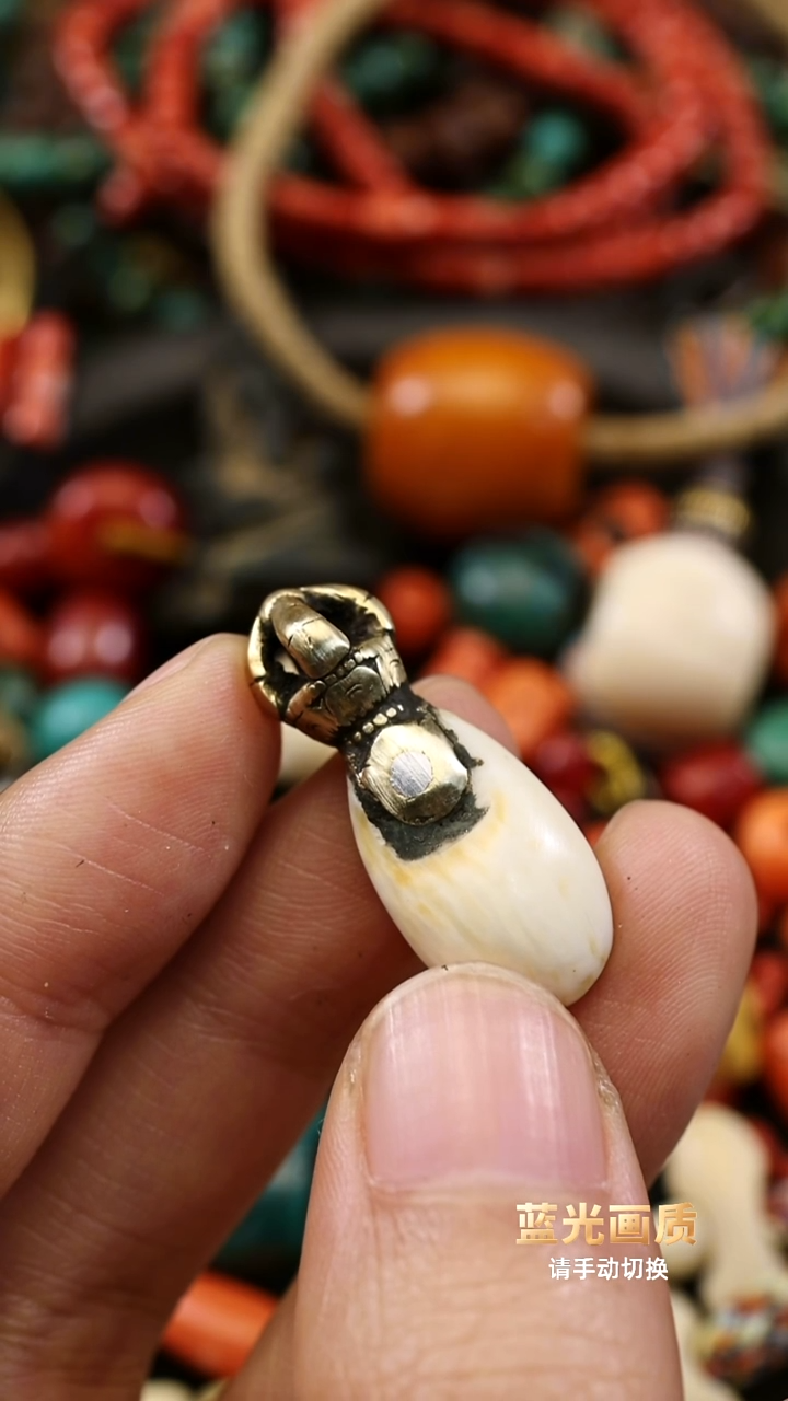 铜银镶嵌老卡子侧挂