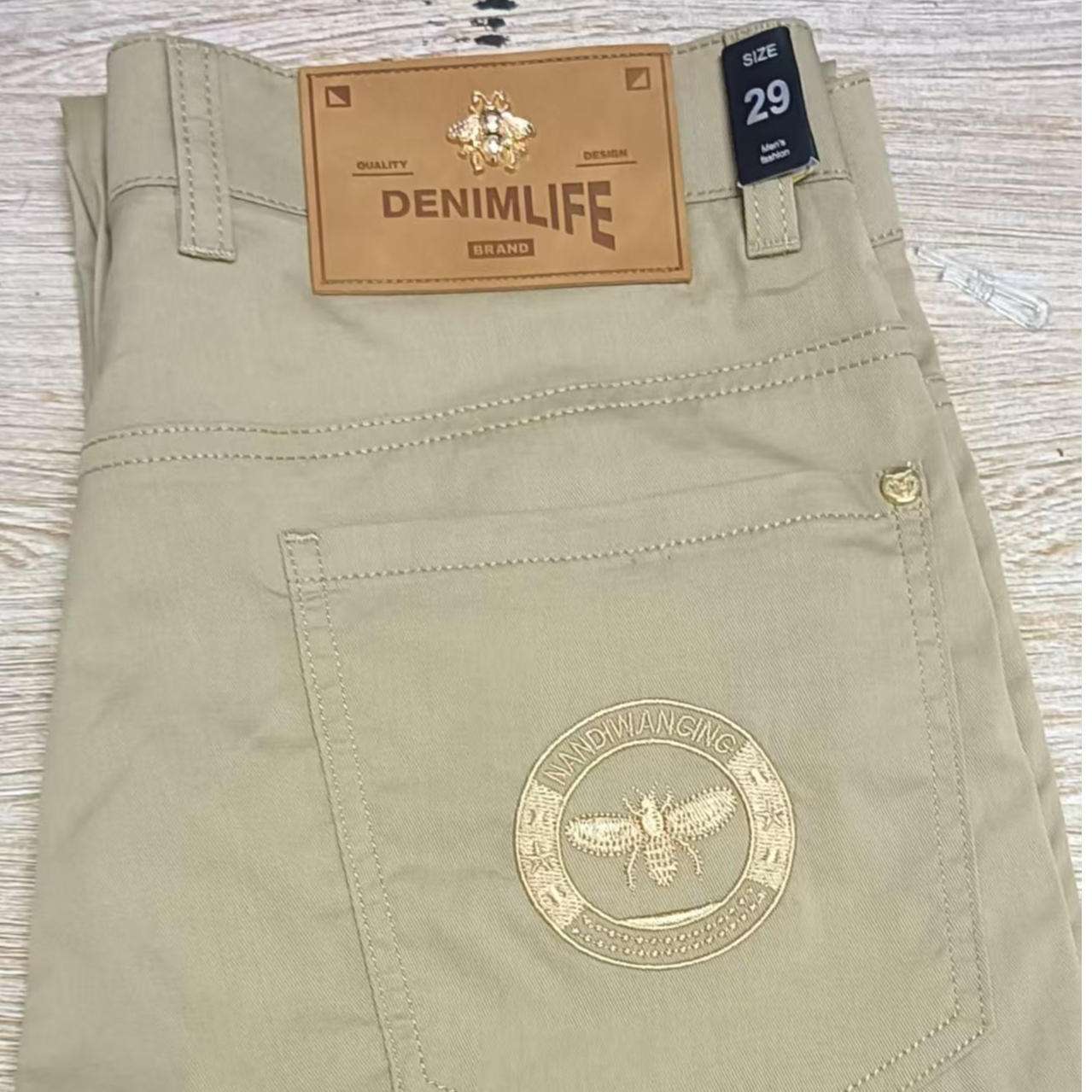 男士休闲修身薄款牛仔裤小蜜蜂