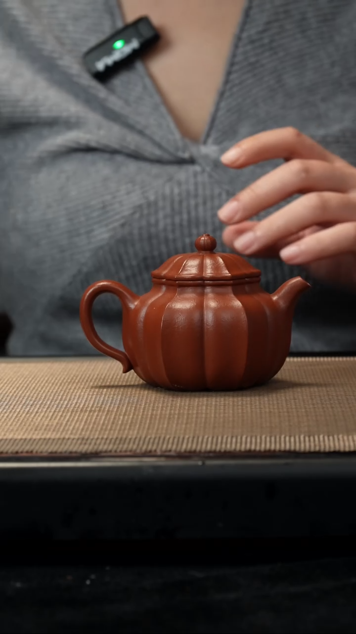 紫砂茶盏生砂朱泥筋纹莲子150CC微瑕