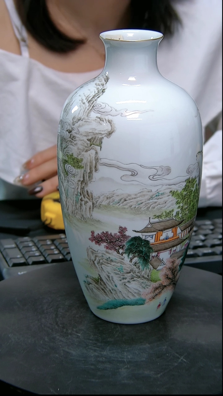 【闪购商品】精品陶瓷赏瓶摆件精品陶瓷赏瓶摆件