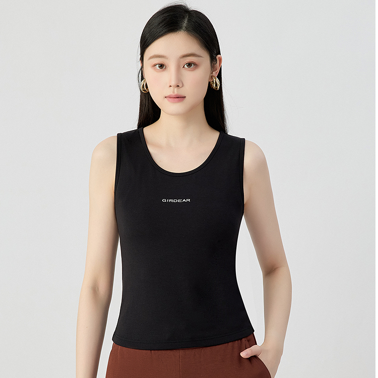 GIRDEAR/哥弟休闲风吊带黑白撞色女背心舒适打底背心无袖130015