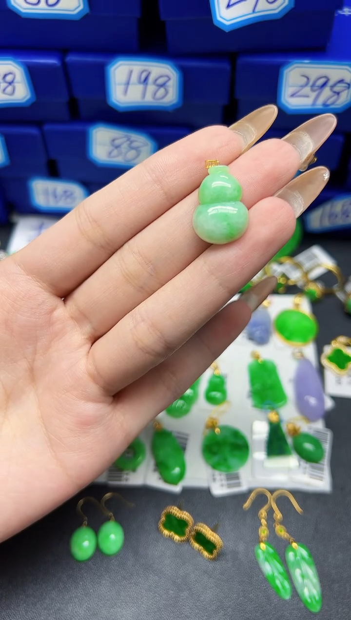 【闪购商品】翡翠颈饰18K金镶嵌Y缅料A货/支持复检/一件