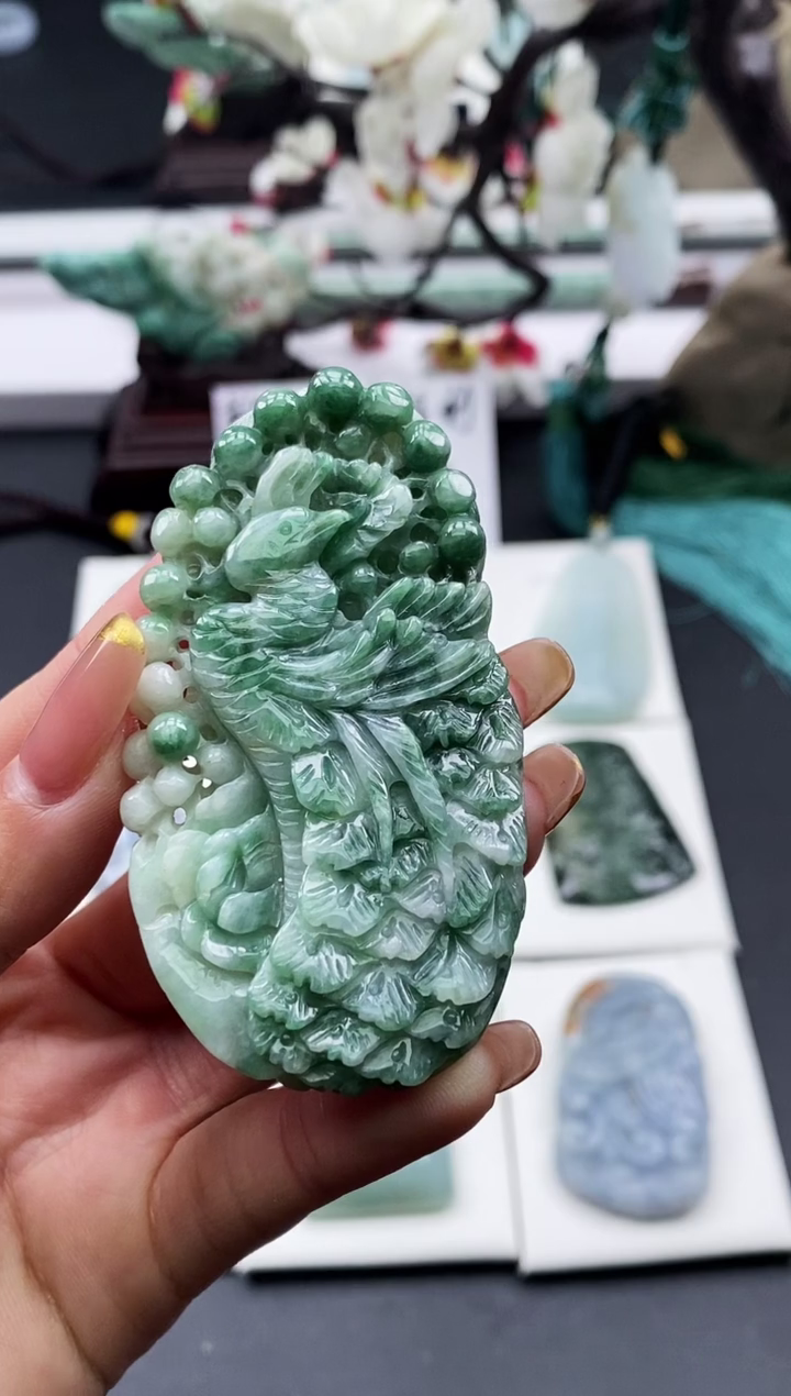 【闪购商品】翡翠吊坠(不含链)未镶嵌天然缅甸翡翠A货