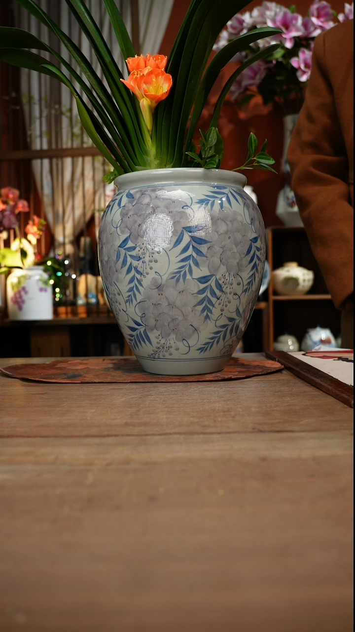 当代高温釉下彩手绘陶瓷餐具