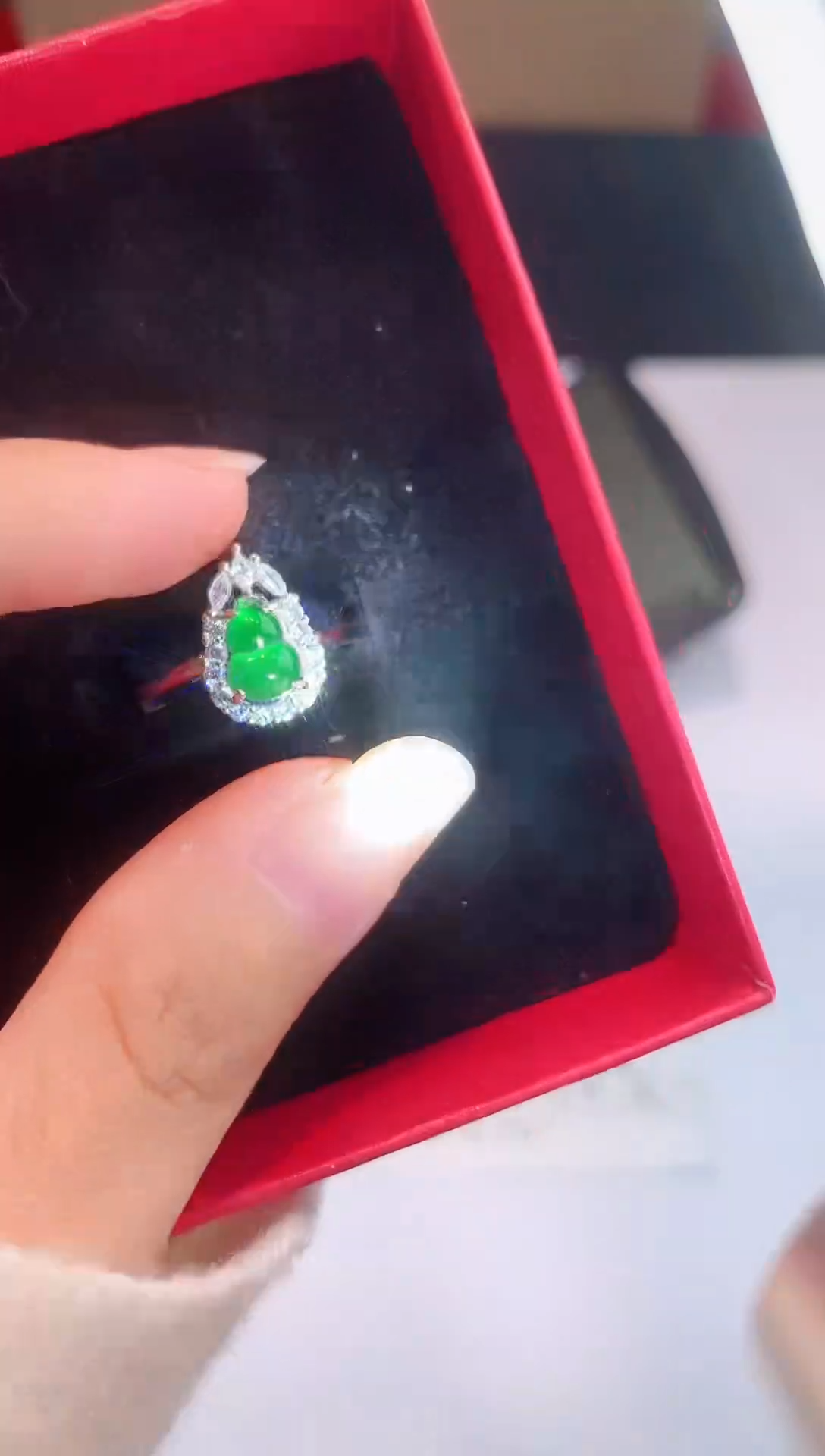 颈饰未镶嵌翡翠0芹0翡翠珠宝745