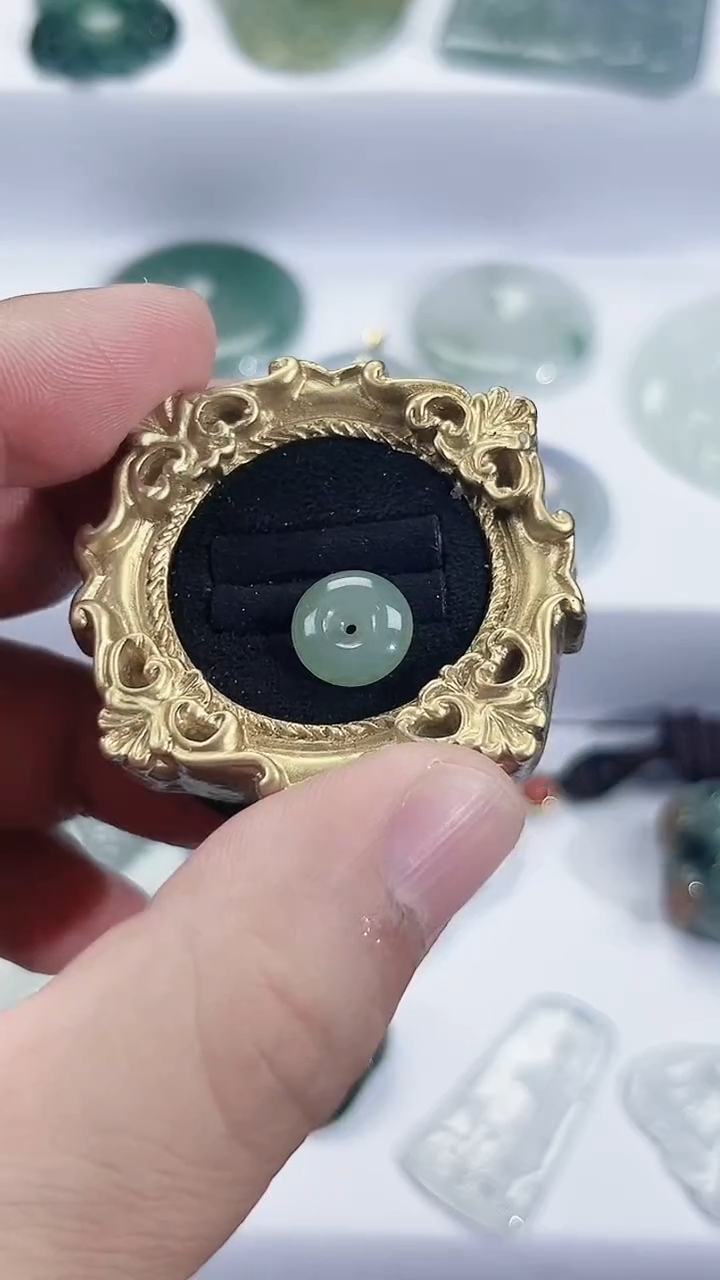 颈饰未镶嵌翡翠天然缅甸A货翡翠