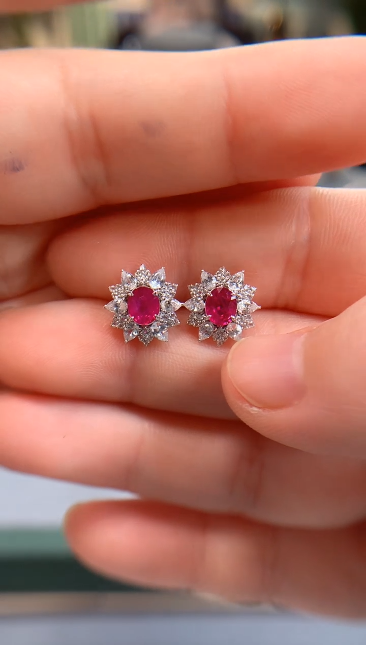 【闪购商品】红宝石耳饰18K金镶嵌缅甸