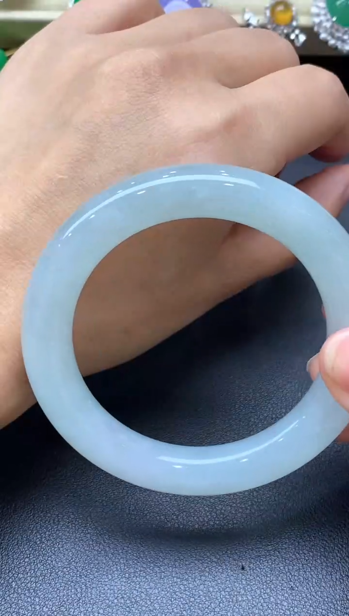 翡翠手镯未镶嵌602-中国好珍宝