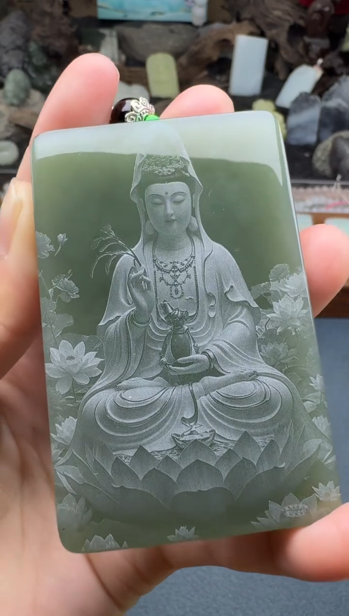 和田玉未镶嵌颈饰开心