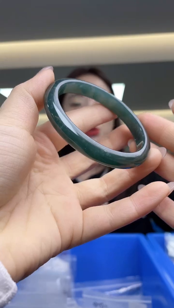 【闪购商品】翡翠手镯未镶嵌（多样性发一件）57-58