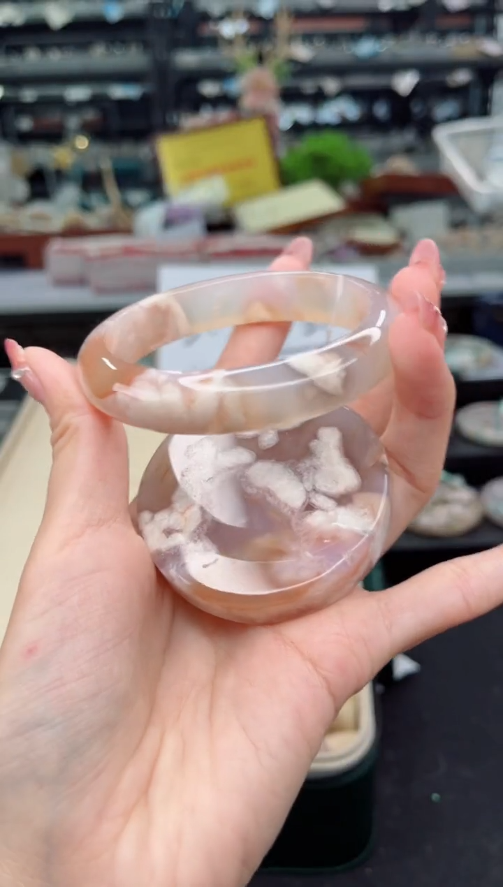 石英质玉未镶嵌手镯59圈口（赠品镯心）3547510