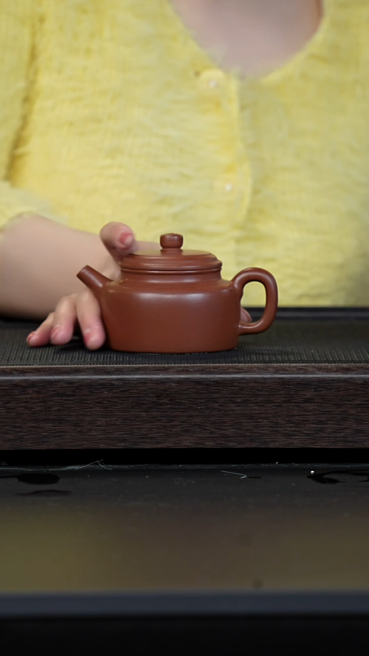 【闪购商品】紫砂茶壶红皮龙德钟