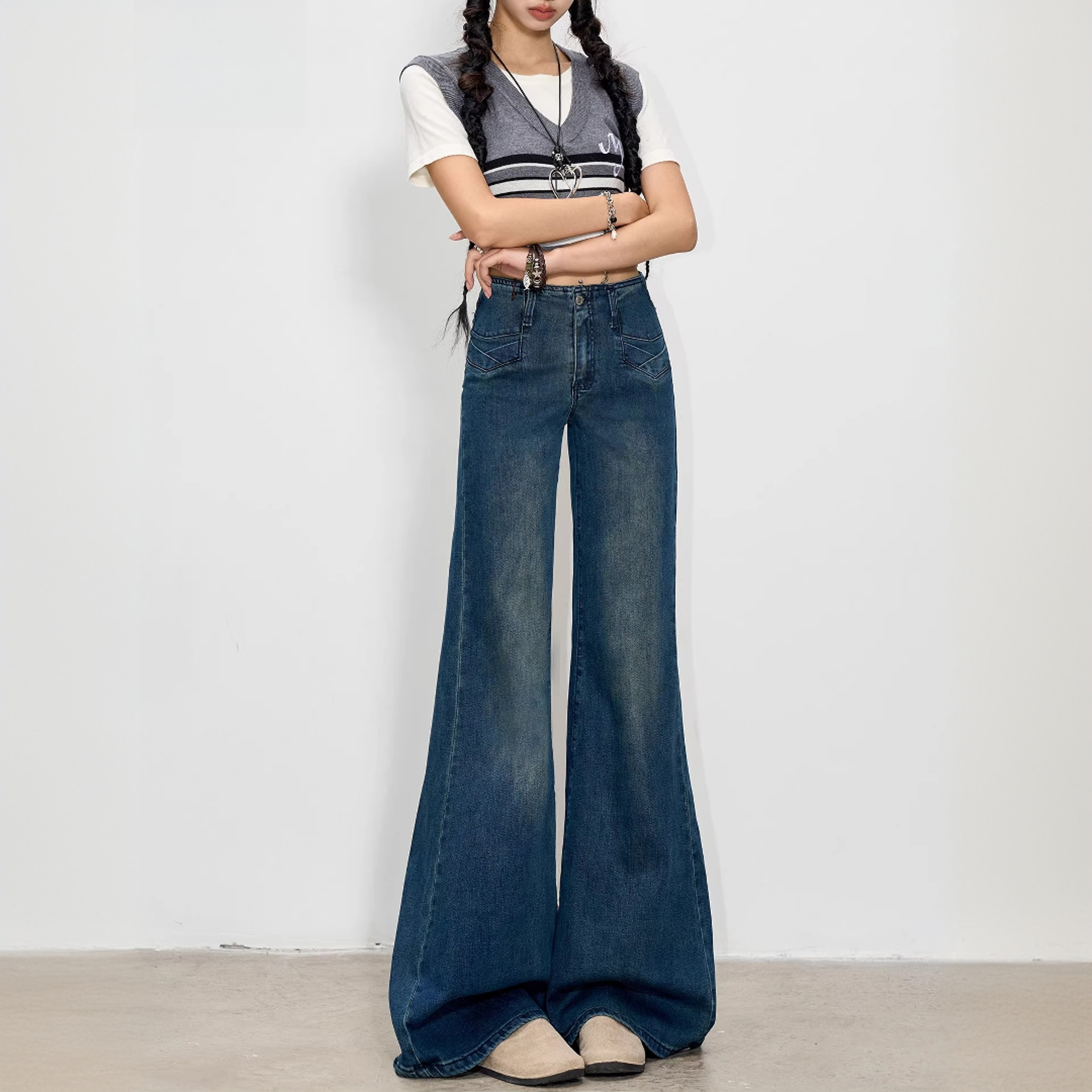 美式阔腿牛仔裤女2025新款夏季复古蓝高腰宽松显瘦设计感微喇裤子