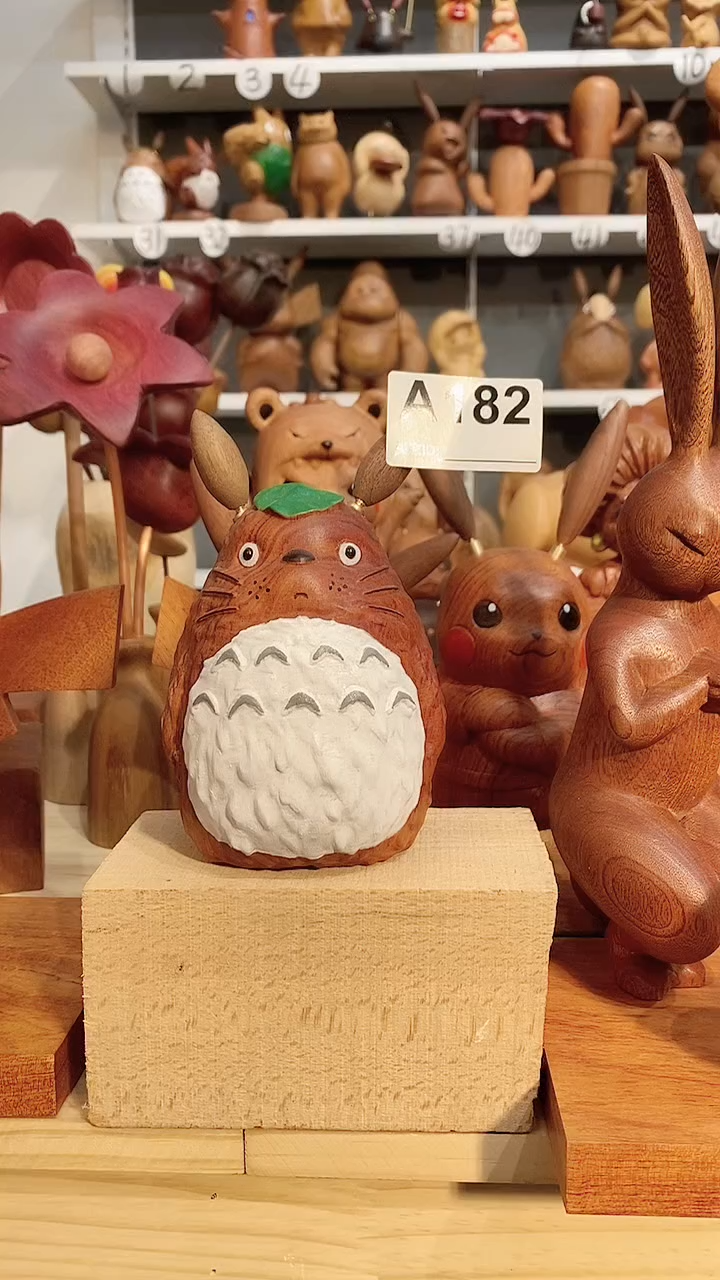 【闪购商品】木木雕摆件可爱卡通