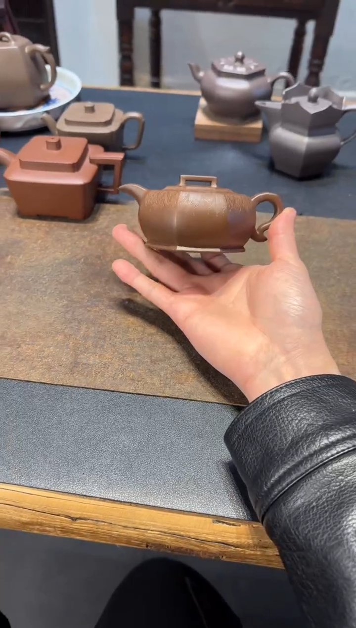 茶壶紫砂F*八方无极 刻绘