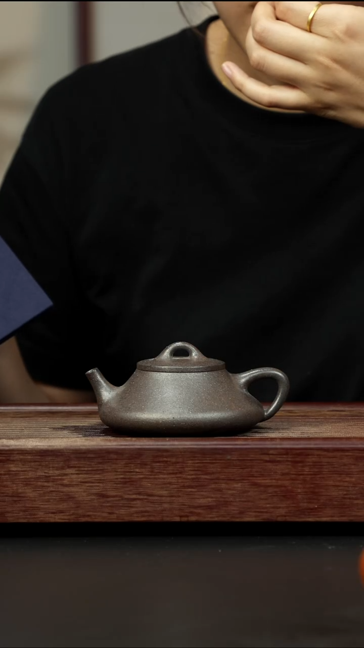 紫砂茶壶百年岩中泥纳瓢