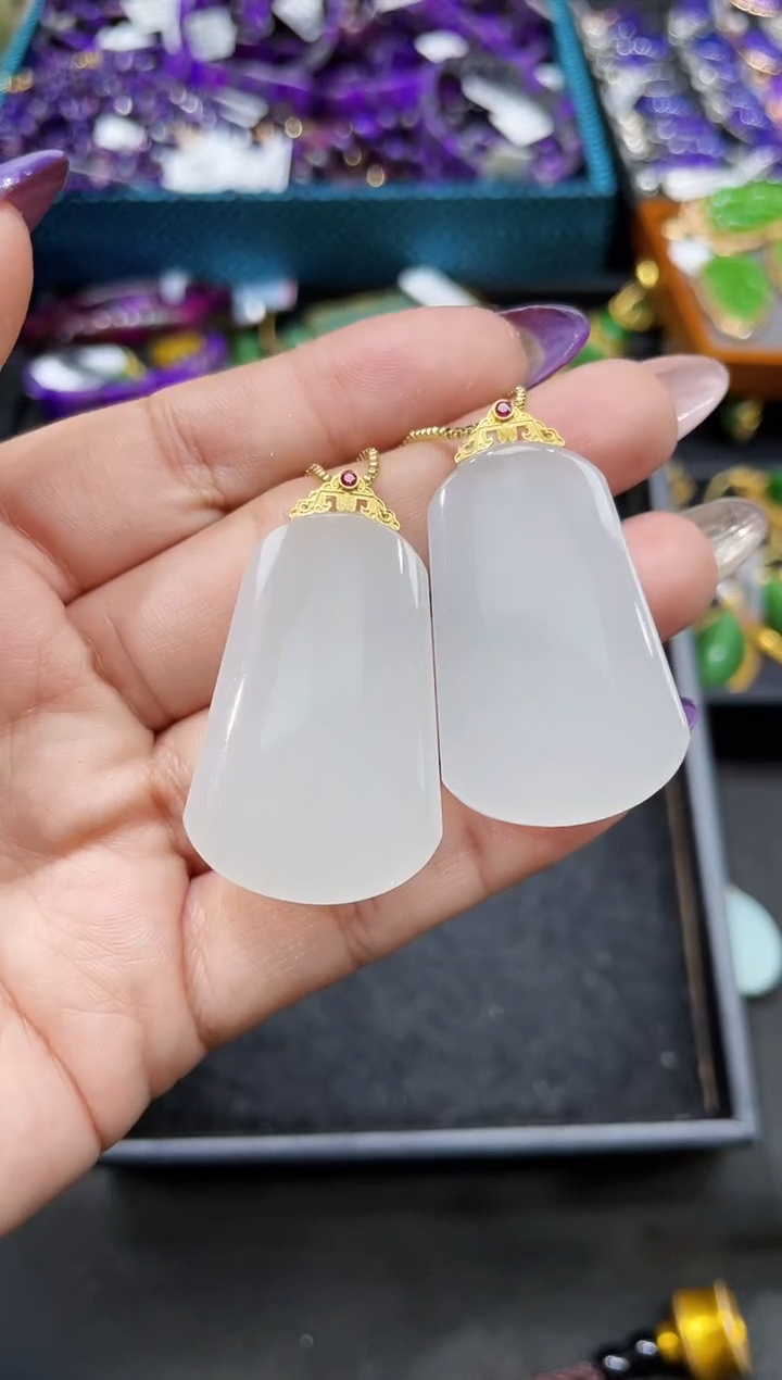 【闪购商品】和田玉吊坠18K金镶嵌多样性发一 