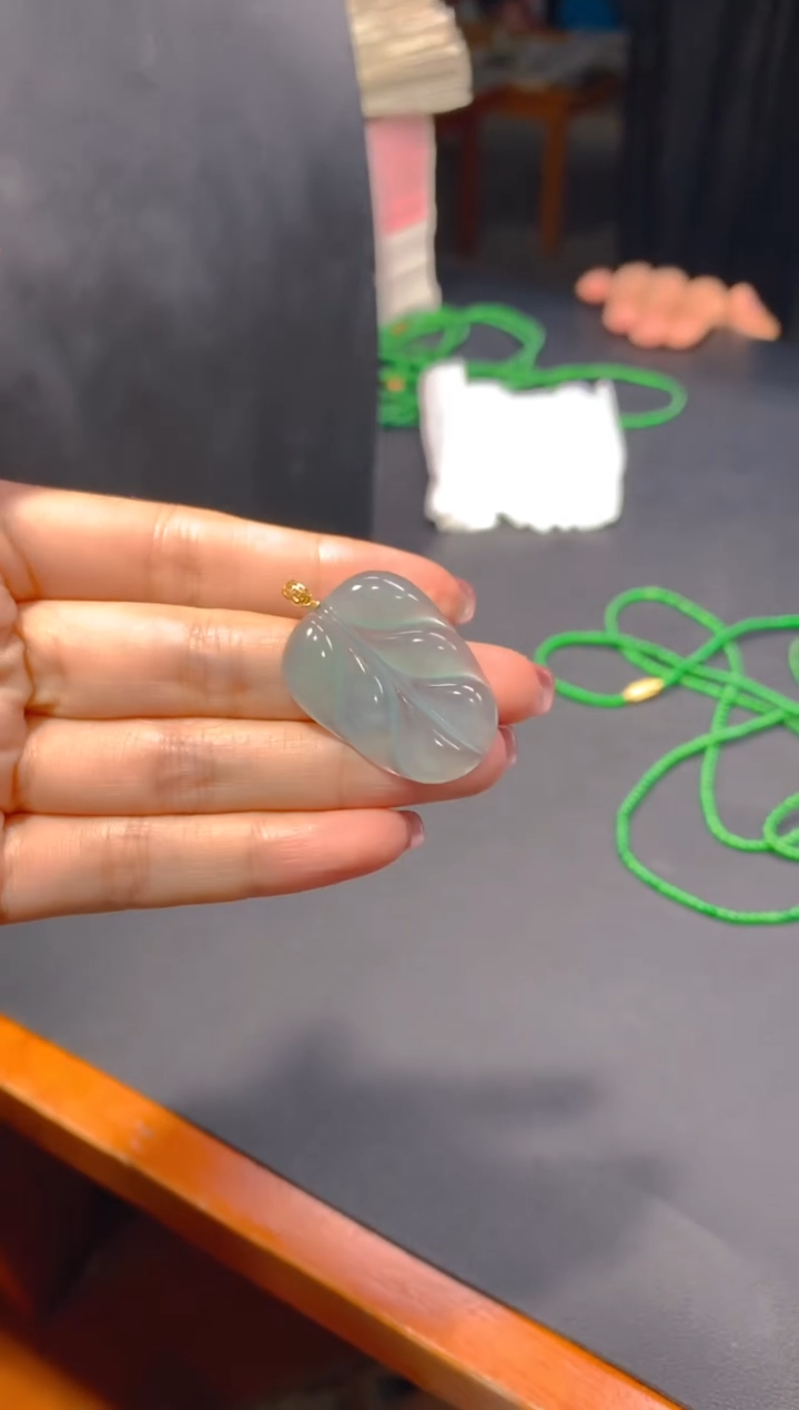 【闪购商品】定制翡翠18K金镶嵌125多样性发货（发其一）