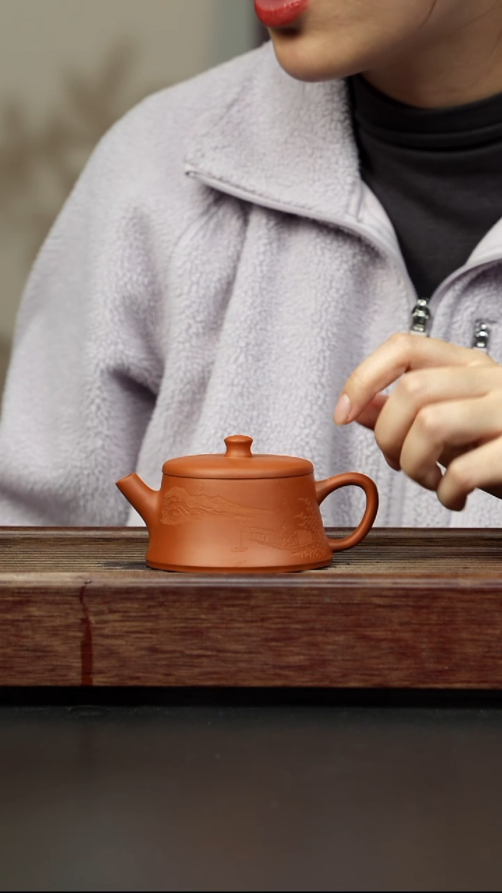 茶壶紫砂小红泥 刻绘云柱